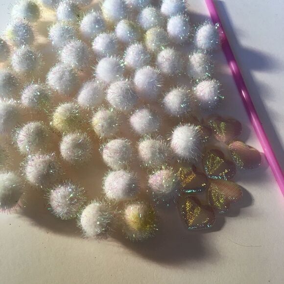 MINI POM Poms & Pink Puff Hearts Combo! - Picture 5 of 9